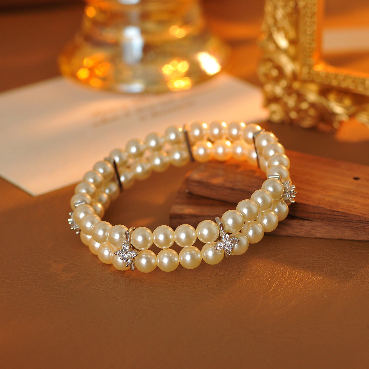 Light Luxury French Multi-layer Vintage Double-layer Pearl Elastic Bracelet, High-shining Bracelet, Versatile