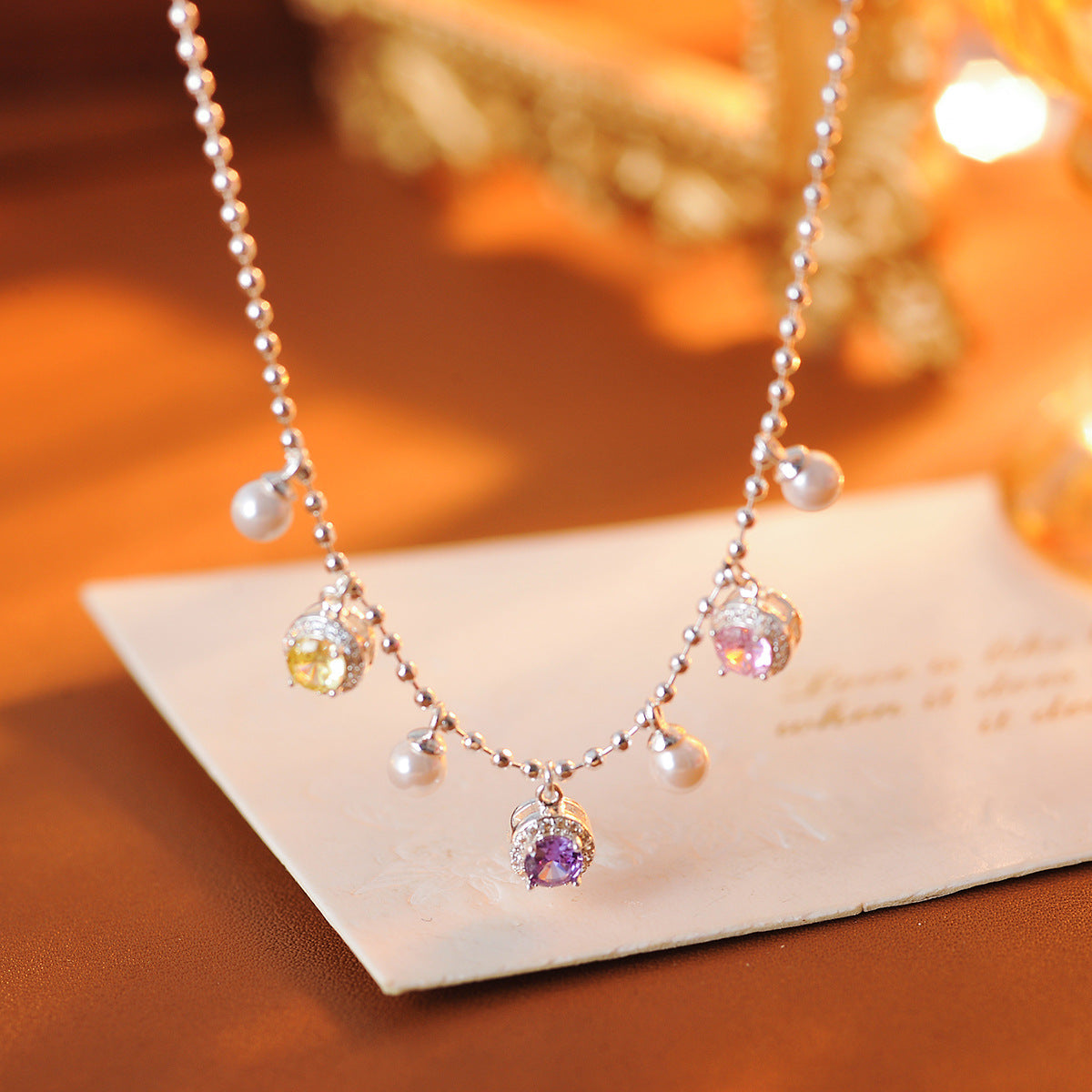 High-end Light Luxury Colored Diamond Dopamine Ins Wind Necklace Fashionable French New Collarbone Chain Neck Chain