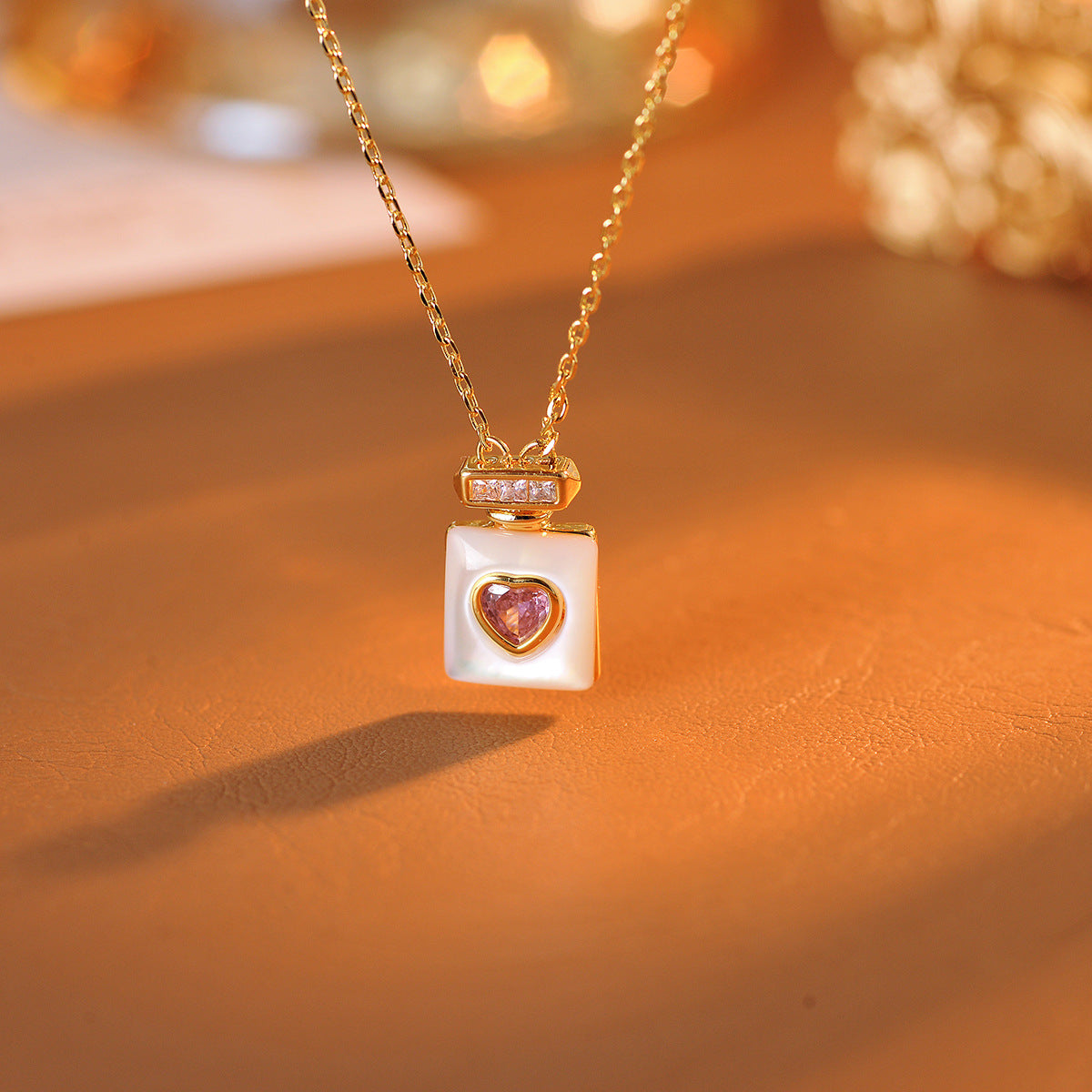 Perfume Bottle Necklace Fritillary Powder Zircon Temperament Necklace Sweet Fashion Light Luxury Simple Jewelry
